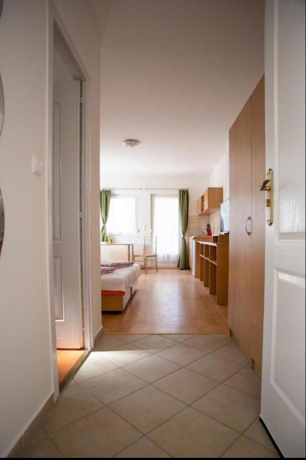 Апартаменты Bonita Apartmanhaz Залакарош Экстерьер фото